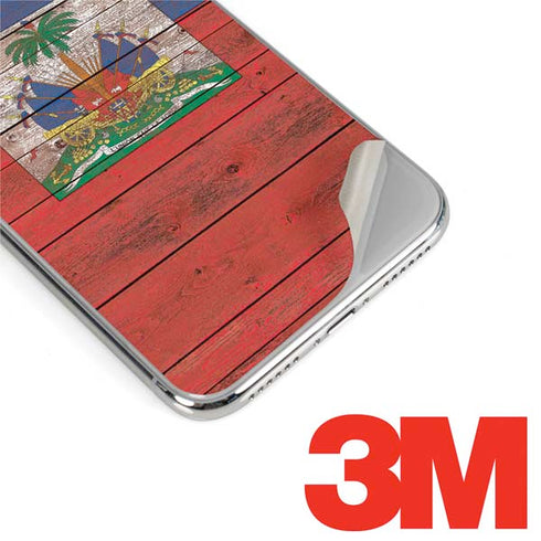 Haiti Flag Dark Wood iPhone XS Skin